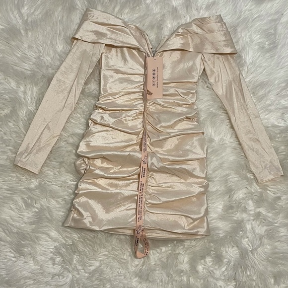 Oh Polly dress - Picture 2 of 4